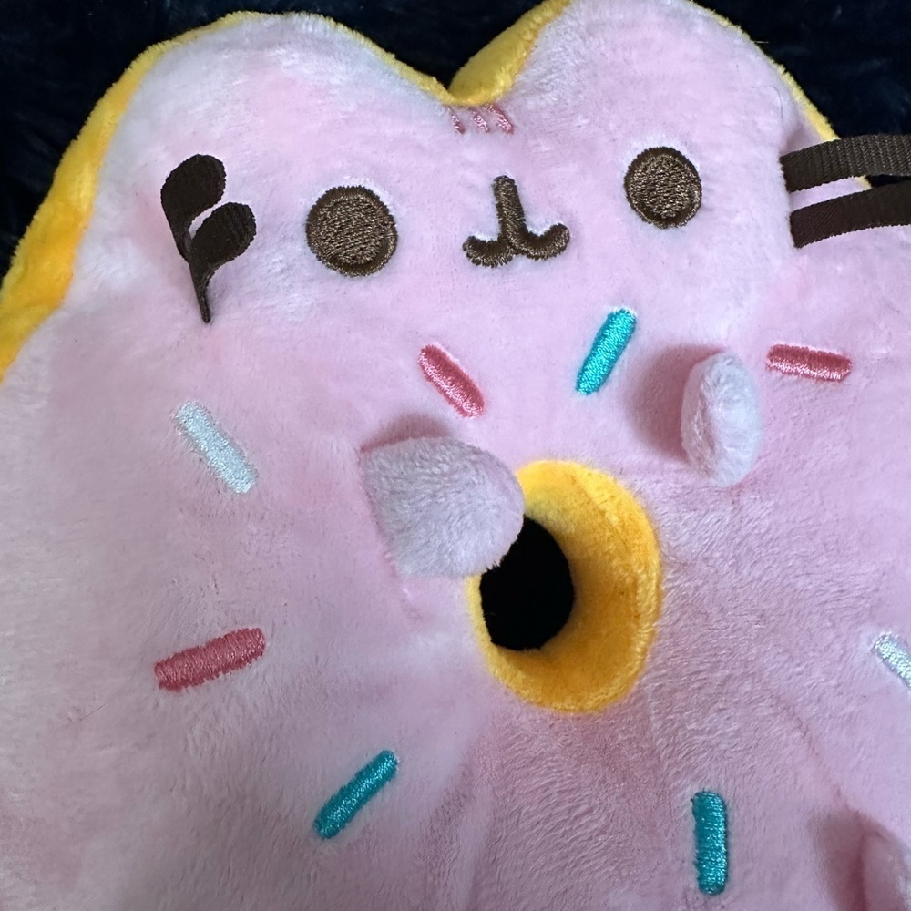 5/$25 😻 Donut Cat Plush Toy Pillow NWOT - Picture 4 of 7
